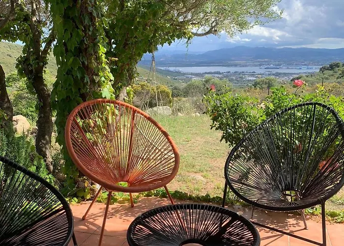 Semesterbostad Stazzo Gallurese Con Vista Sul Golfo Di Olbia Pittulongu