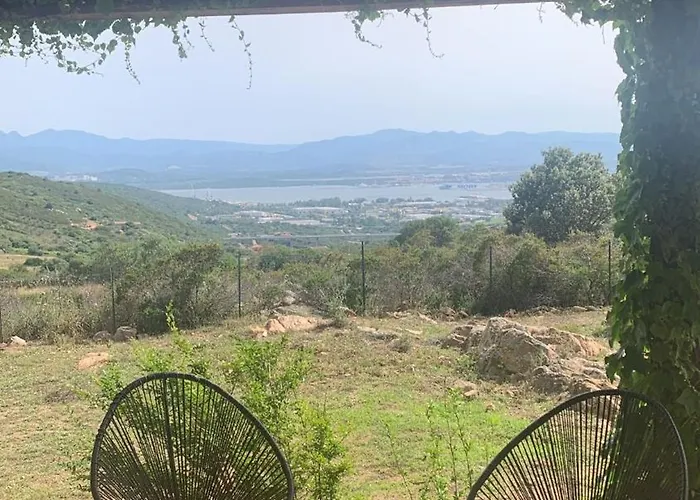 Stazzo Gallurese Con Vista Sul Golfo Di Olbia Semesterbostad Pittulongu
